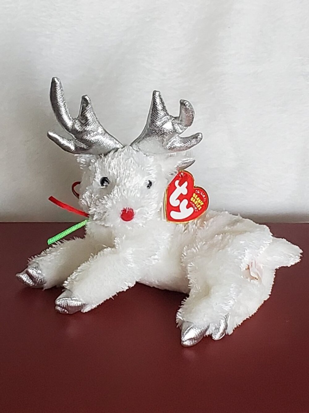 Ty Beanie Baby Sleighbelle white & silver Reindeer w/original tags! Great gift!